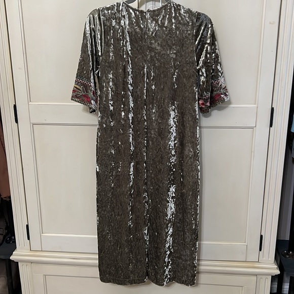 Orange creek crushed velvet embroidered dress - Picture 4 of 4